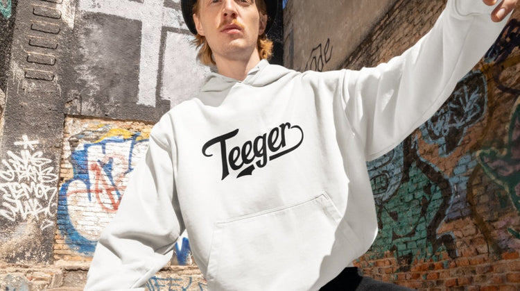 Stylische Marken Hoodies von TeeGerDesign mit coolen Designs für gemütliche Looks und urbanen Flair.