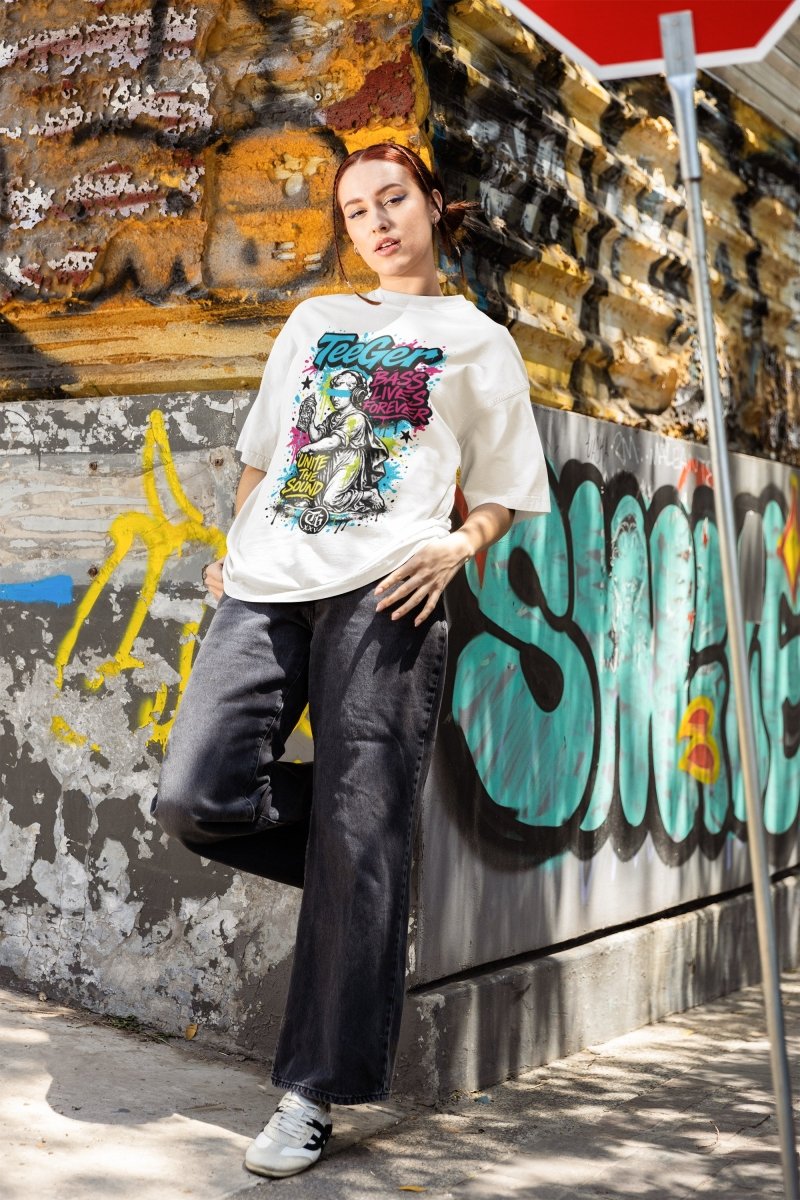 Dina TeeGer Bass Lives - Oversized Street Sound Frontprint Shirt - TeeGerDesign - T-Shirt - BY163
